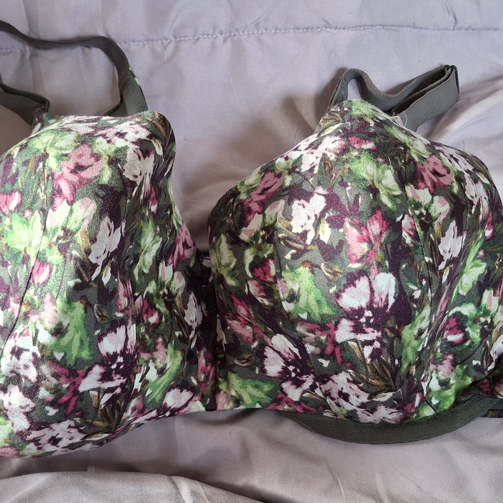 Cacique Green and Pink Floral Underwire Bra